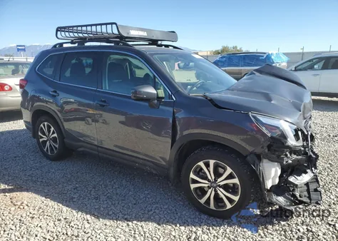 2023 Subaru Forester Limited z USA, uszkodzony, nr VIN JF2SKAPC8PH476910